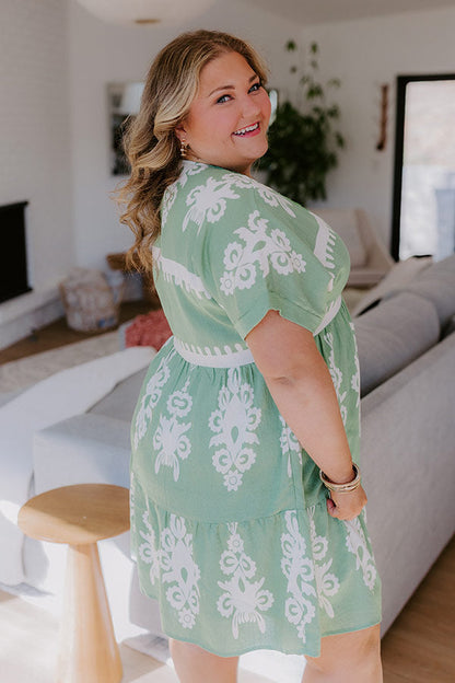 Resort Chic Mini Dress in Green Curves