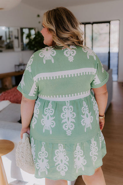 Resort Chic Mini Dress in Green Curves
