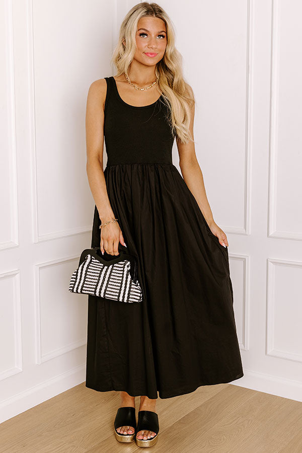 Courtyard Charm Midi Dress in Black
