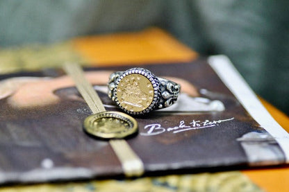 Boat Latin Motto Fleur De Lis Signet Ring - Backtozero B20 - 12f, 12mm, 12mm ring, 925 Silver, accessory, determination, Fleur de Lis, him, Intaglio, Intaglio ring, jewelry, latin, latin motto, Message, motivation, never give up, ring, seal, seal ring, signet, size 10, size 11, size 8, size 9, wax seal, wax seal stamp