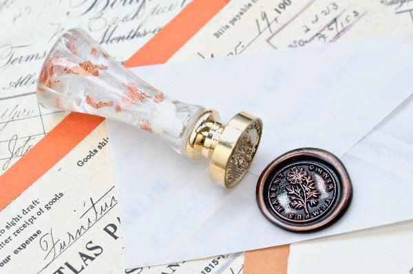 Daisy Latin Motto Wax Seal Stamp | S - Backtozero B20 - antique, Botanical, daisy, Flower, latin, latin motto, Message, Retro, Signature, signaturehandle, time