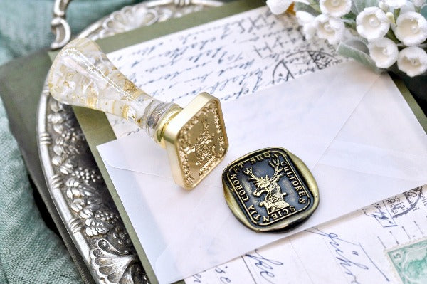 Deer Latin Motto Wax Seal Stamp - Backtozero B20 - antique, dedication, latin, latin motto, Message, motivation, Retro, rounded rectangle, Signature, signaturehandle