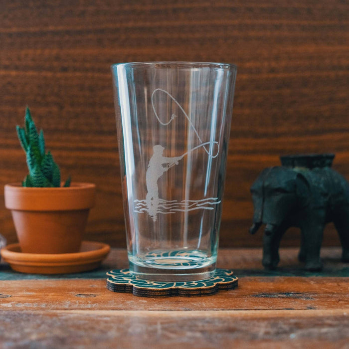 Fly Fisherman Drinking Glasses: Single / Pint ~16 oz
