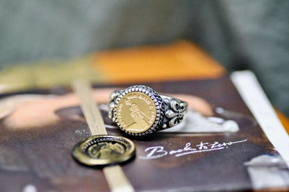 Hand Holding Arrow Latin Motto Fleur De Lis Signet Ring - Backtozero B20 - 12f, 12mm, 12mm ring, 925 Silver, accessory, Arrow, courage, destiny, Fleur de Lis, fortune, him, Intaglio, Intaglio ring, jewelry, latin, latin motto, Message, ring, seal, seal ring, signet, size 10, size 11, size 8, size 9, wax seal, wax seal stamp