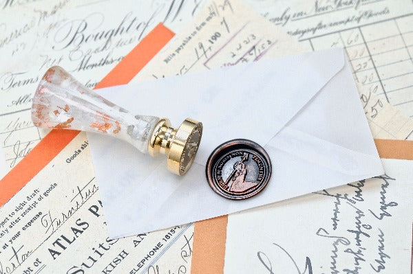 Hand Holding Arrow Latin Motto Wax Seal Stamp | S - Backtozero B20 - antique, Arrow, courage, destiny, fortune, hand, latin, latin motto, Message, Retro, Signature, signaturehandle