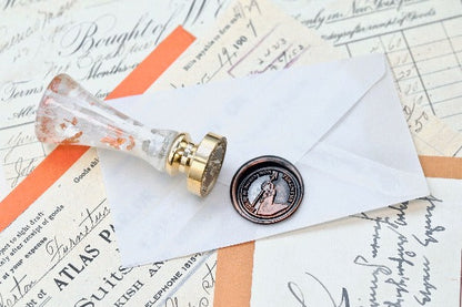 Hand Holding Arrow Latin Motto Wax Seal Stamp | S - Backtozero B20 - antique, Arrow, courage, destiny, fortune, hand, latin, latin motto, Message, Retro, Signature, signaturehandle