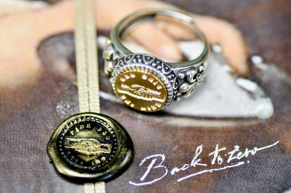 Handshake Latin Motto Fleur De Lis Signet Ring - Backtozero B20 - 12f, 12mm, 12mm ring, 925 Silver, accessory, Fleur de Lis, him, Intaglio, Intaglio ring, jewelry, latin, latin motto, Message, ring, seal, seal ring, signet, size 10, size 11, size 8, size 9, trust, wax seal, wax seal stamp