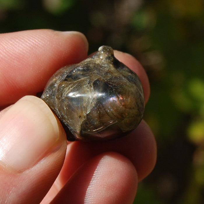 ONE 1.25" Labradorite Anatomical Heart Realistic Crystal Carving