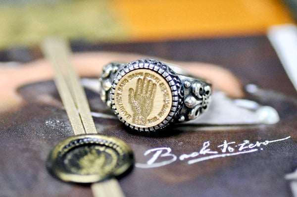 Palm of Hand Latin Motto Fleur De Lis Signet Ring - Backtozero B20 - 12f, 12mm, 12mm ring, 925 Silver, accessory, destiny, Fleur de Lis, fortune, him, Intaglio, Intaglio ring, jewelry, latin, latin motto, Message, ring, seal, seal ring, signet, size 10, size 11, size 8, size 9, wax seal, wax seal stamp