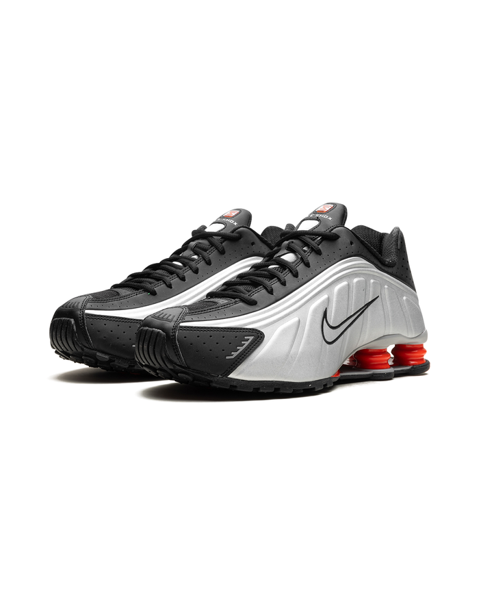 Nike Shox R4 Black Metallic Silver (2025)