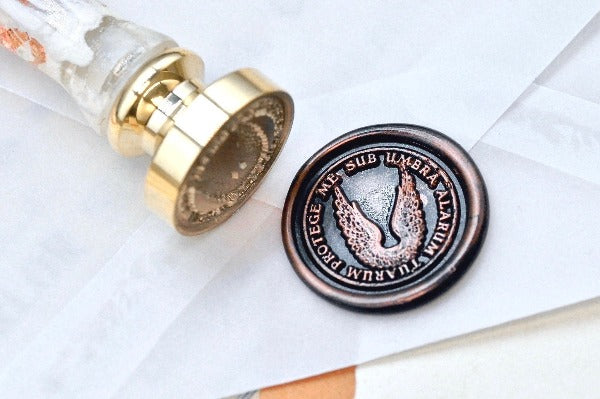 Wings Latin Motto Wax Seal Stamp | S - Backtozero B20 - antique, latin, latin motto, Message, protection, Retro, secure, Signature, signaturehandle
