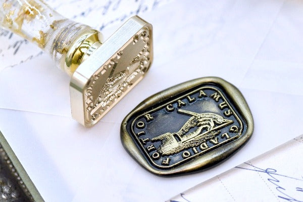 Writing Hand Latin Motto Wax Seal Stamp - Backtozero B20 - antique, knowledge, latin, latin motto, Message, Retro, rounded rectangle, Signature, signaturehandle