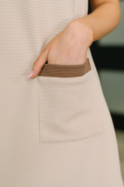 Your Place Or Mine Contrast Detail Midi Dress – alternate view 4